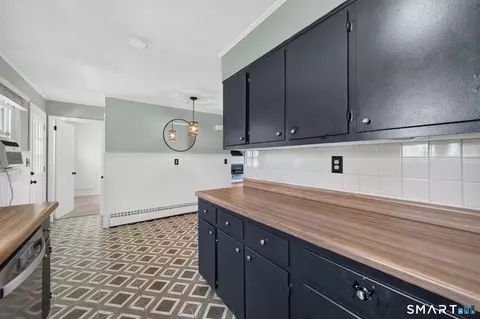Kitchen - 82 Crystal St, Wethersfield, CT 06109 photo 4 of 4