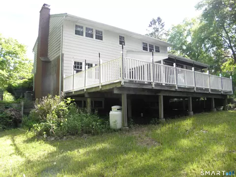 Exterior - 20 Maple Ter, Ledyard, CT 06339 photo 3 of 7