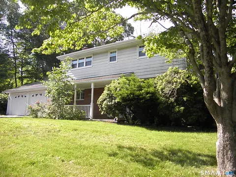 Exterior - 20 Maple Ter, Ledyard, CT 06339 photo 2 of 7