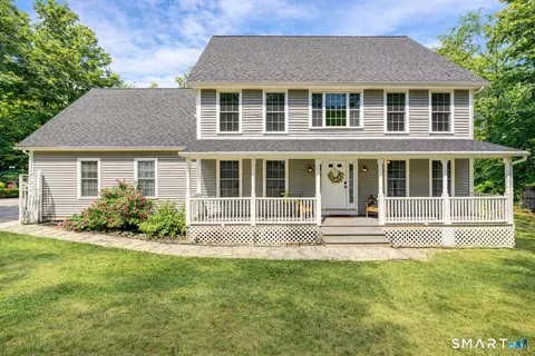 1556 Storrs Rd, Mansfield, CT 06268