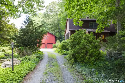 7 Maynard Hill Rd, Preston, CT 06365