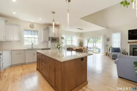 Kitchen - 2 Iris Ct, Cromwell, CT 06416 photo 1 of 2