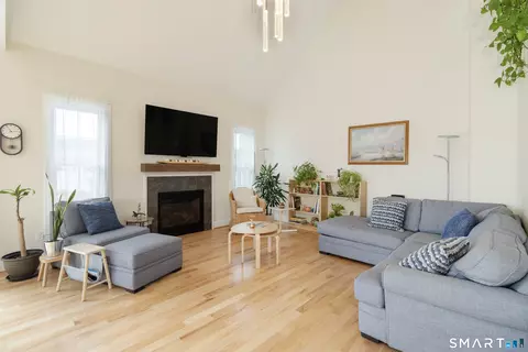 Living - 2 Iris Ct, Cromwell, CT 06416 photo 1 of 2