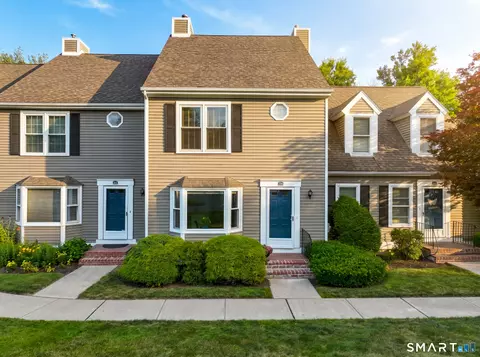 214 Georgetown Dr #214, Glastonbury, CT 06033
