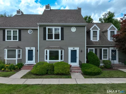 214 Georgetown Dr #214, Glastonbury, CT 06033