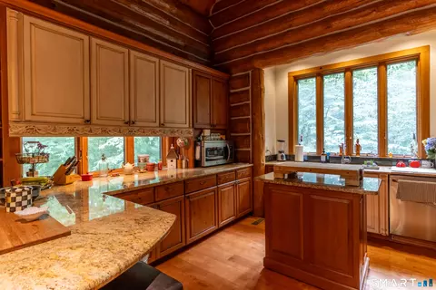 Kitchen - 67 Break Neck Hill Rd, Westbrook, CT 06498 photo 3 of 4