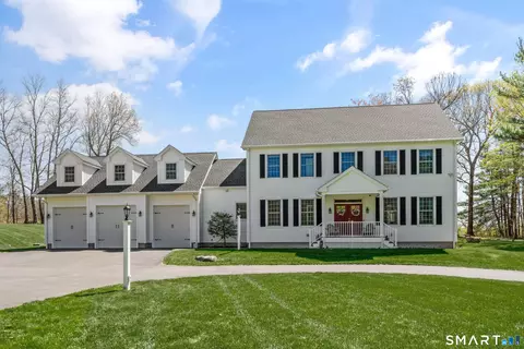 152 Old Farms Rd, Simsbury, CT 06070