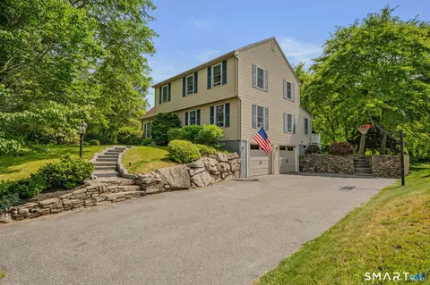 66 Clipper Ct, Mystic, CT 06355