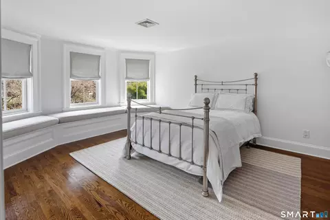 Bedroom - 5 Middlesex Rd, Darien, CT 06820 photo 6 of 6