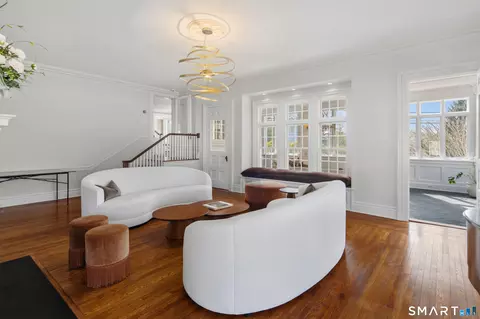 Living - 5 Middlesex Rd, Darien, CT 06820 photo 3 of 6