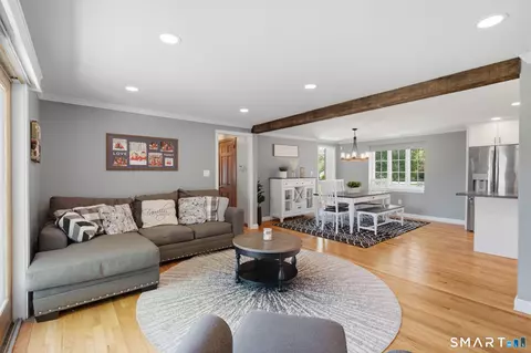 Living - 9 Pond Side Dr, Wethersfield, CT 06109 photo 3 of 4