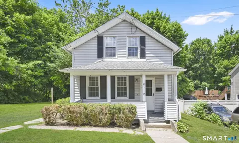 25 Beecher St, Seymour, CT 06483