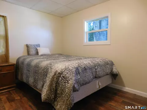 Bedroom - 24 E St, Groton, CT 06340 photo 1 of 2