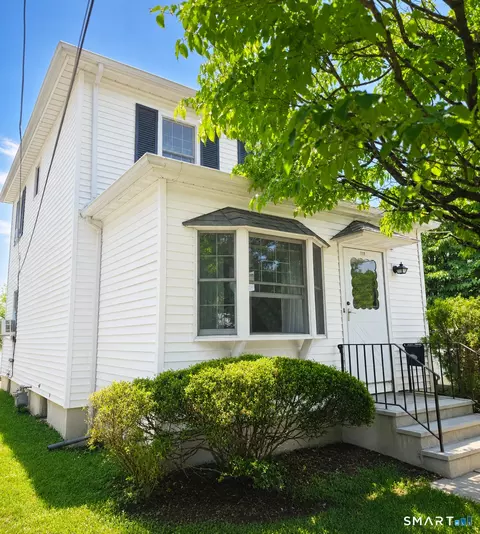 118 Halstead Ave, Greenwich, CT 06831