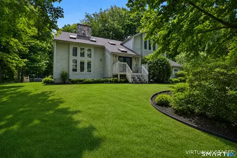 8 Pond View Rd, Bolton, CT 06043