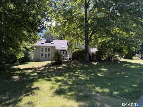 8 Pond View Rd, Bolton, CT 06043