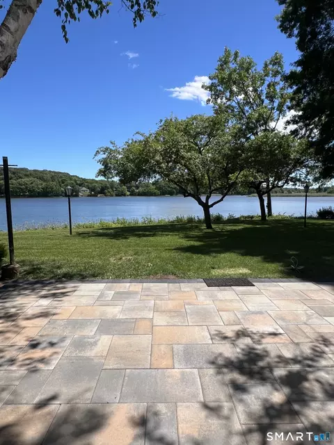 108 Jamestown Rd #108, Stratford, CT 06614
