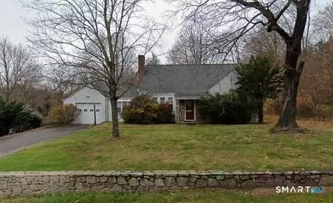 30 Steep Hollow Ln, Manchester, CT 06040