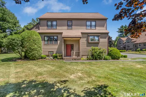 16 Stillmeadow Cir #16, Monroe, CT 06468