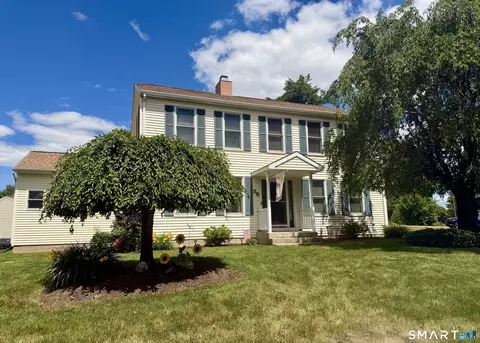 35 North St, Enfield, CT 06082