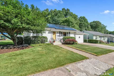 187 Blue Hills Ave, Hamden, CT 06514