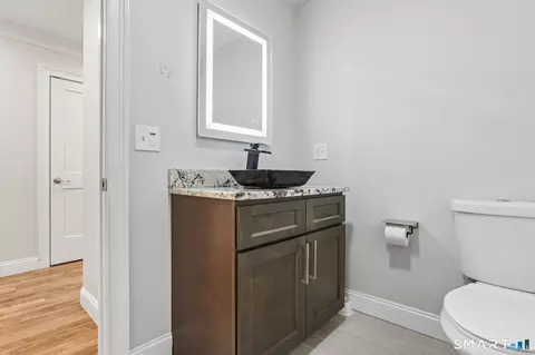 Bath - 25 Spring Rock Rd, East Lyme, CT 06333 photo 1 of 5