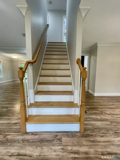 Entry Way - 25 Spring Rock Rd, East Lyme, CT 06333 photo 2 of 3