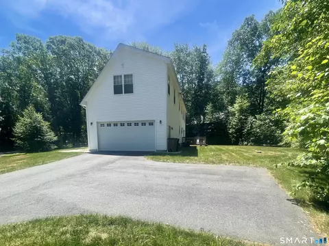 Exterior - 25 Spring Rock Rd, East Lyme, CT 06333 photo 5 of 6