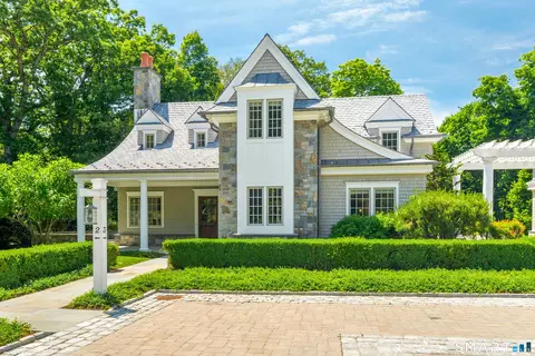 2 Settlers Trl #3, Darien, CT 06820
