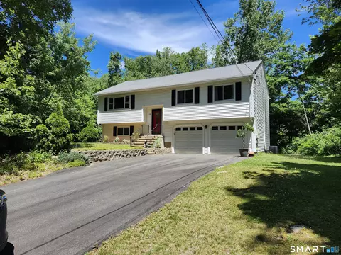 24 Midwood Ave, Wolcott, CT 06716