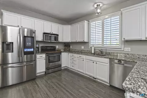 Kitchen - 40 Griswold St, East Haven, CT 06513 photo 3 of 5