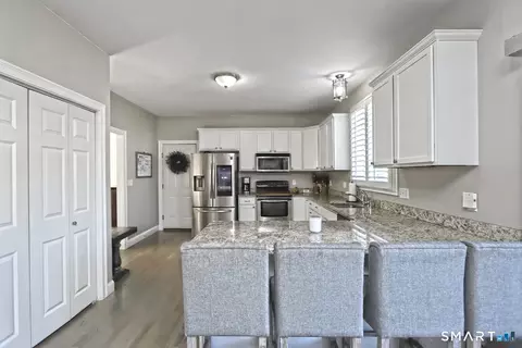 Kitchen - 40 Griswold St, East Haven, CT 06513 photo 5 of 5