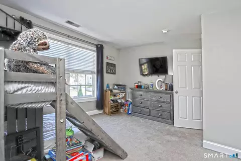 Bedroom - 40 Griswold St, East Haven, CT 06513 photo 11 of 11