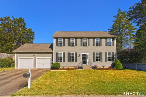 40 Griswold St, East Haven, CT 06513