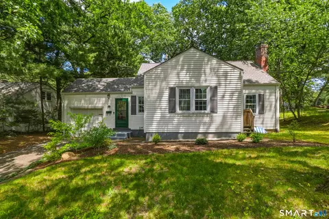 279 Parker St, Manchester, CT 06042