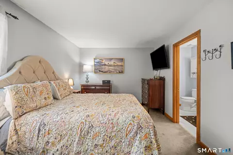 Bedroom - 20 Partridge Ct #20, Windsor Locks, CT 06096 photo 2 of 10
