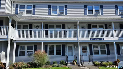 150 Beachview Ave #290, Bridgeport, CT 06605