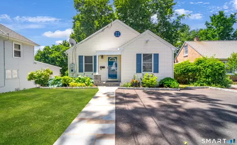 84 Johnson St, Naugatuck, CT 06770
