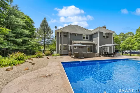 240 Patriot Rd, Southbury, CT 06488