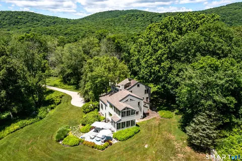 14 Flanders Ln, Kent, CT 06757