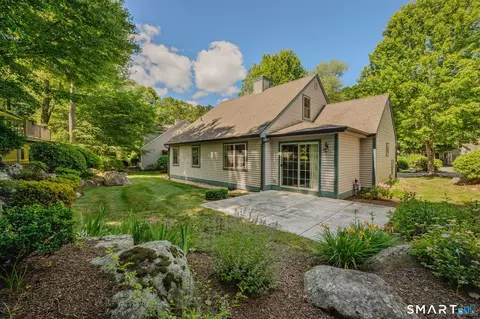 4 Bittersweet Ln #4, Niantic, CT 06357 photo 3