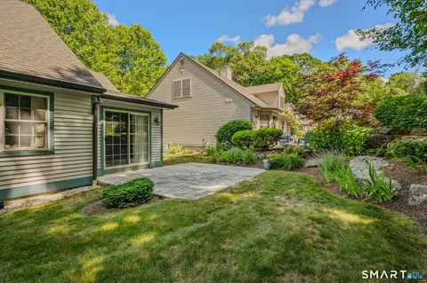 4 Bittersweet Ln #4, Niantic, CT 06357 photo 7