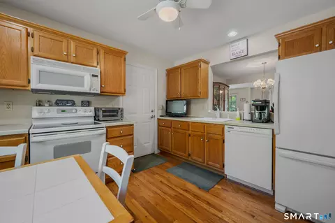 4 Bittersweet Ln #4, Niantic, CT 06357 photo 11
