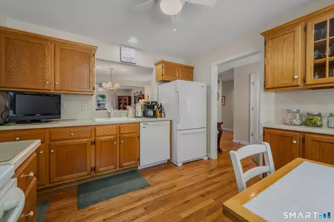 4 Bittersweet Ln #4, Niantic, CT 06357 photo 12