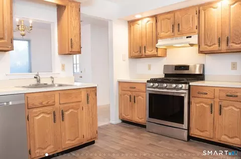Kitchen - 211 Windgate Cir #B, Monroe, CT 06468 photo 1 of 2