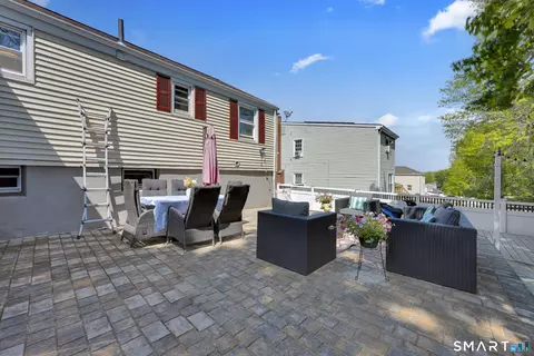 Exterior - 25 Crystal St, Wethersfield, CT 06109 photo 6 of 6