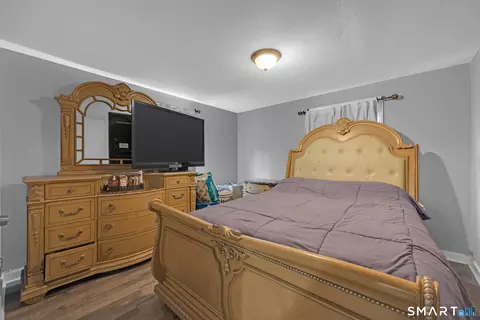 Bedroom - 25 Crystal St, Wethersfield, CT 06109 photo 2 of 3