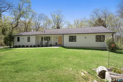2 Charcoal Ln, Westport, CT 06880