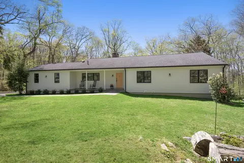 2 Charcoal Ln, Westport, CT 06880
