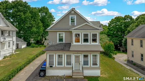 42 Pine St, Torrington, CT 06790
